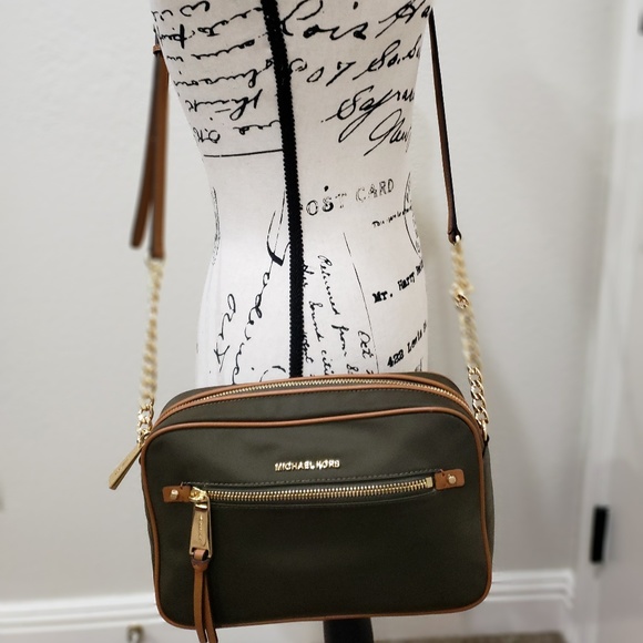 michael michael kors nylon east west crossbody